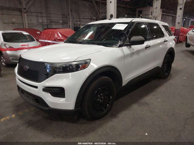 Ford Police Interceptor Utility 2021 1FM5K8AB7MGA72904 Image 2