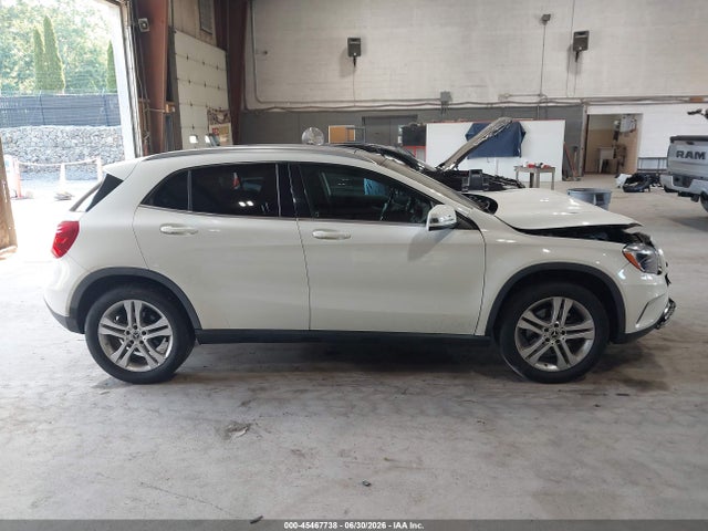 Продажа на аукционе авто 2015 Mercedes-benz Gla 250 4matic, vin: WDCTG4GB7FJ121337, номер лота: 45467738
