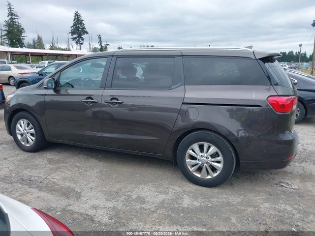 KIA SEDONA LX 2017 KNDMB5C18H6318454 Image 14