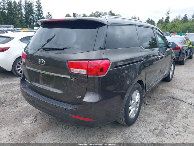KIA SEDONA LX 2017 KNDMB5C18H6318454 Image 4