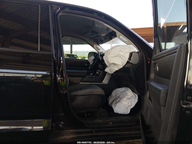 Toyota Tundra Sr5 2024 5TFLA5DB5RX210875 Image 5