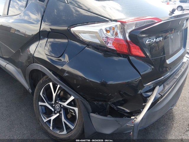 Продажа на аукционе авто 2018 Toyota C-hr Xle Premium, vin: NMTKHMBX1JR019107, номер лота: 45467799