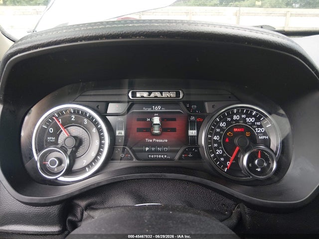 45467832 :رقم المزاد ، 1C6SRFJTXKN553004 vin ، 2019 Ram 1500 Laramie  4x4 5'7 Box مزاد بيع