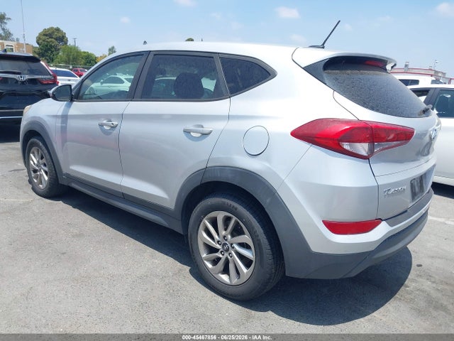 Hyundai TUCSON SE 2017 KM8J23A48HU539208 Image 3