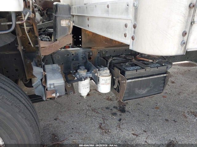 45467864 :رقم المزاد ، JALE5B16457900516 vin ، 2005 Isuzu Dsl Reg مزاد بيع