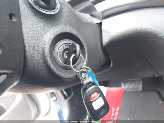 Hyundai ELANTRA SE 2020 5NPD74LF7LH611252 Image 11