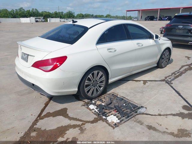 WDDSJ4EB4JN576241 Mercedes-Benz CLA 250
