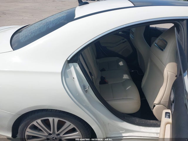 Mercedes-Benz CLA 250 2018 WDDSJ4EB4JN576241 Image 8