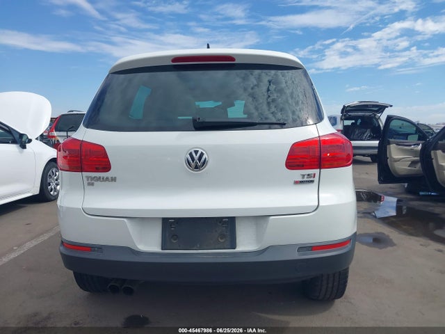 WVGBV7AX0GW590461 Volkswagen TIGUAN SE