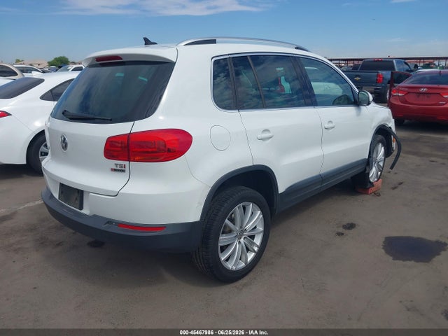 WVGBV7AX0GW590461 Volkswagen TIGUAN SE