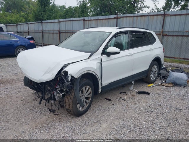 2018 Volkswagen Tiguan 2.0t S მანქანა იყიდება აუქციონზე, vin: 3VV0B7AX2JM094803, აუქციონის ნომერი: 45468024