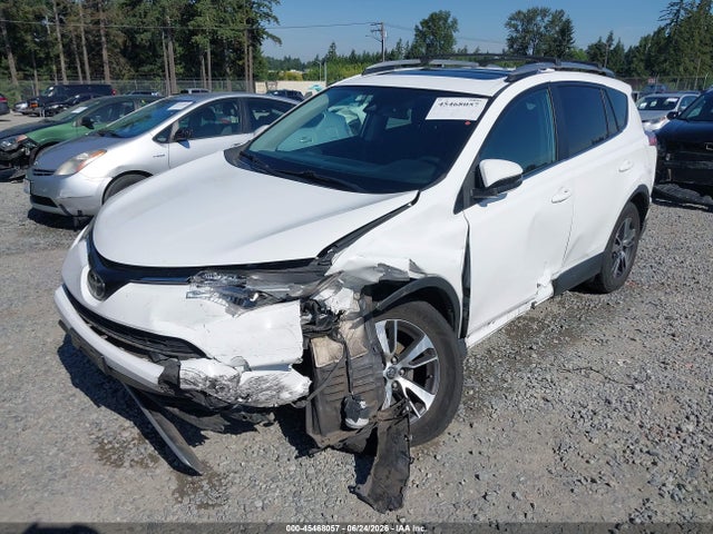Toyota Rav4 Xle 2018 2T3RFREV5JW739425 Image 2