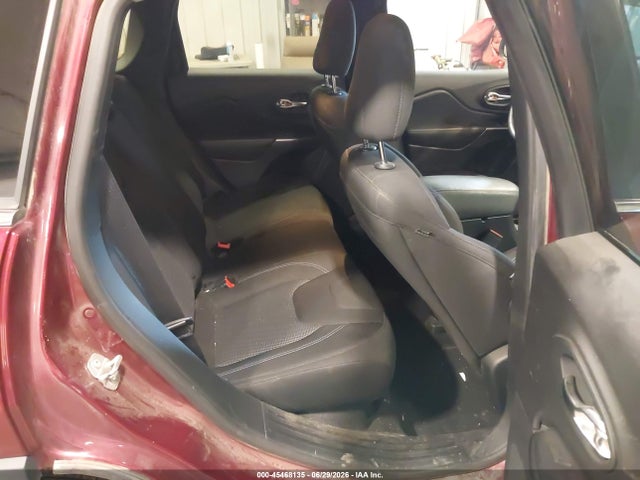 1C4PJMCB8KD450880 Jeep Cherokee Latitude 4x4