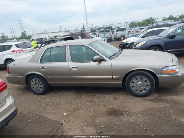 45468187 :رقم المزاد ، 2MEFM74W55X663321 vin ، 2005 Mercury Grand Marquis Gs مزاد بيع