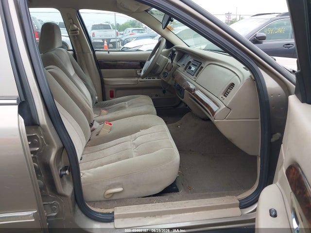 45468187 :رقم المزاد ، 2MEFM74W55X663321 vin ، 2005 Mercury Grand Marquis Gs مزاد بيع