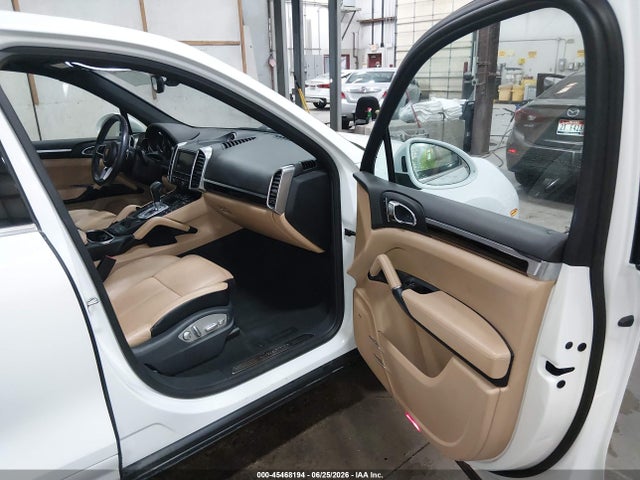 Aukcja sprzedaży 2016 Porsche Cayenne, vin: WP1AA2A24GLA06579, numer aukcji: 45468194