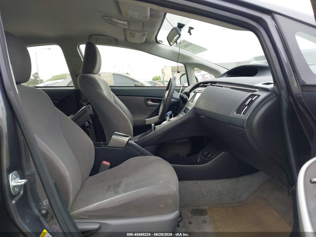 Toyota Prius Two 2015 JTDKN3DU6F1893545 Image 5