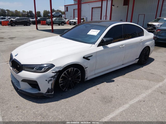 BMW M5 2023 WBS83CH05PCN44088 Image 2