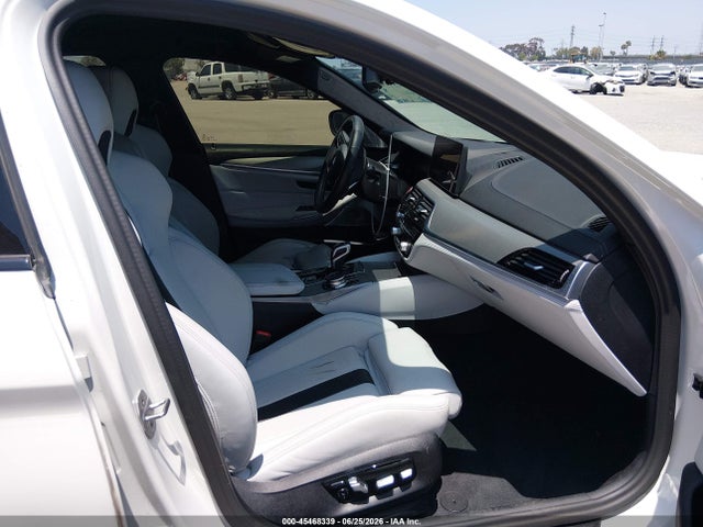 BMW M5 2023 WBS83CH05PCN44088 Image 5