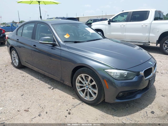 BMW 320i 2017 WBA8E1G53HNU14073 Image 1