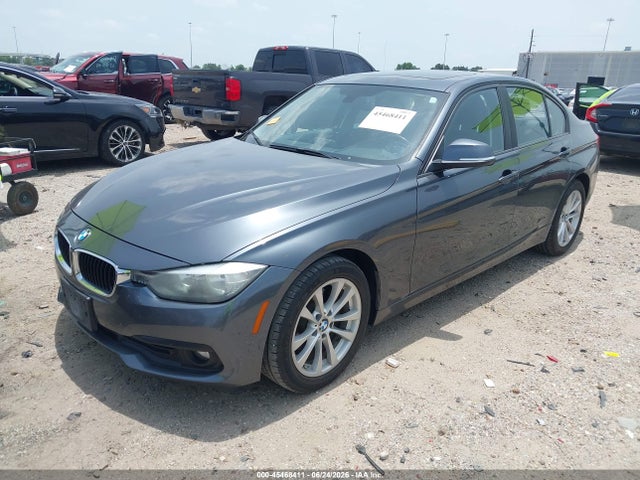 BMW 320i 2017 WBA8E1G53HNU14073 Image 2