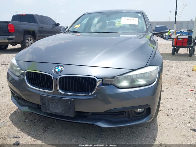 BMW 320i 2017 WBA8E1G53HNU14073 Image 6