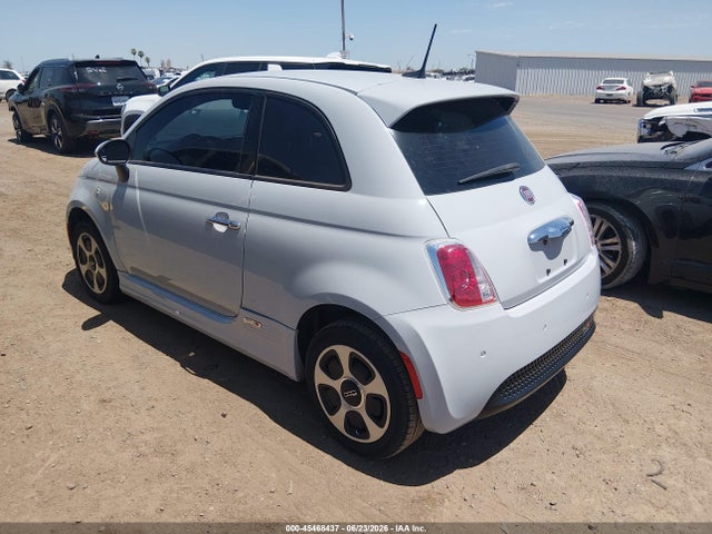 Fiat 500E BATTERY ELECTRIC 2017 3C3CFFGE2HT620996 Image 3