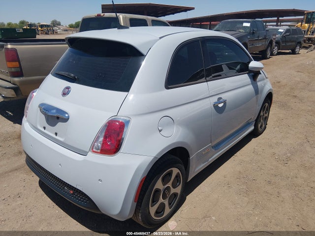 Fiat 500E BATTERY ELECTRIC 2017 3C3CFFGE2HT620996 Image 4