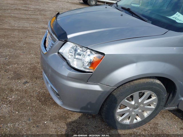 2014 Chrysler Town & Country Touring მანქანა იყიდება აუქციონზე, vin: 2C4RC1BG4ER159759, აუქციონის ნომერი: 45468448