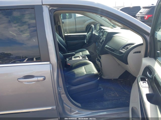 2014 Chrysler Town & Country Touring მანქანა იყიდება აუქციონზე, vin: 2C4RC1BG4ER159759, აუქციონის ნომერი: 45468448