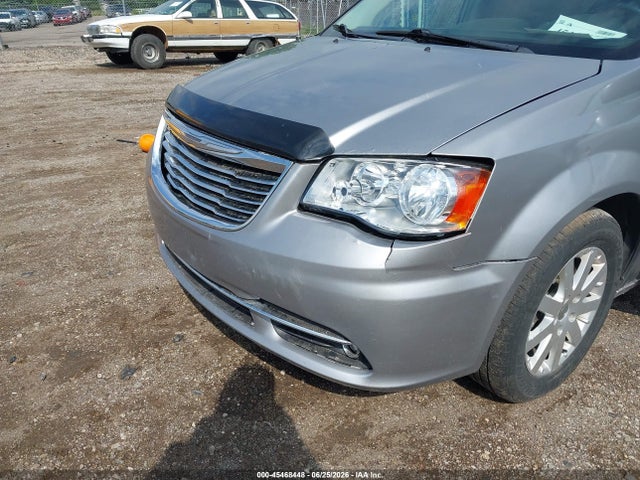 2014 Chrysler Town & Country Touring მანქანა იყიდება აუქციონზე, vin: 2C4RC1BG4ER159759, აუქციონის ნომერი: 45468448