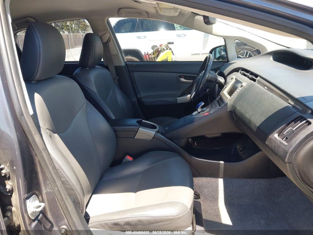 Toyota Prius Plug-in Advanced 2014 JTDKN3DP8E3056762 Image 5