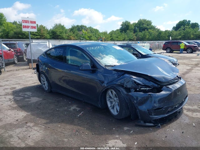 Продаж на аукціоні авто 2024 Tesla Model Y Long Range Single Motor Rear-wheel Drive/rwd, vin: 7SAYGDED4RF055747, номер лоту: 45468454