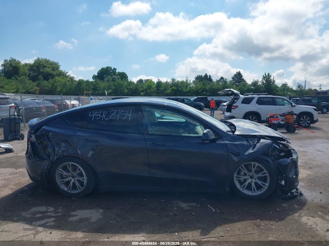 Aukcja sprzedaży 2024 Tesla Model Y Long Range Single Motor Rear-wheel Drive/rwd, vin: 7SAYGDED4RF055747, numer aukcji: 45468454