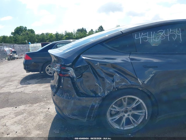 Aukcja sprzedaży 2024 Tesla Model Y Long Range Single Motor Rear-wheel Drive/rwd, vin: 7SAYGDED4RF055747, numer aukcji: 45468454