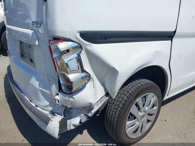 3N6CM0KN4JK702758 Nissan NV200 SV
