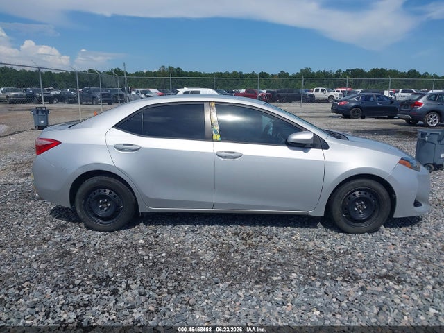 Toyota COROLLA LE 2018 2T1BURHE1JC096794 Image 13