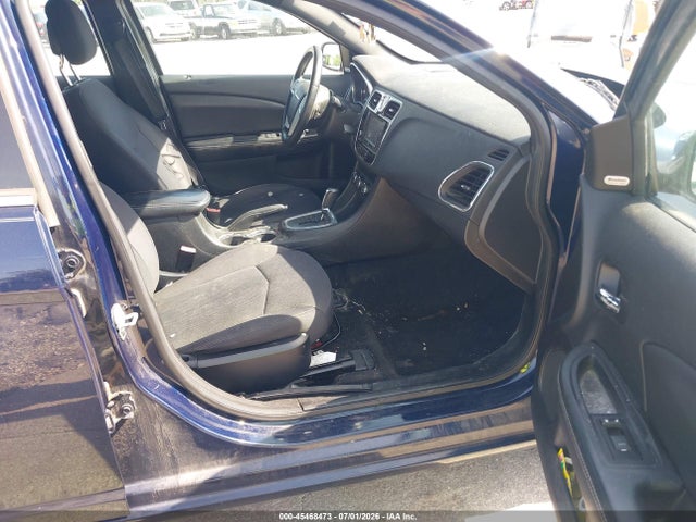 2013 Chrysler 200 Limited მანქანა იყიდება აუქციონზე, vin: 1C3CCBCG9DN744718, აუქციონის ნომერი: 45468473