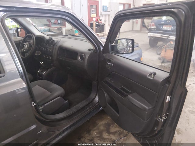 1C4NJRBB6HD111260 Jeep Patriot Sport