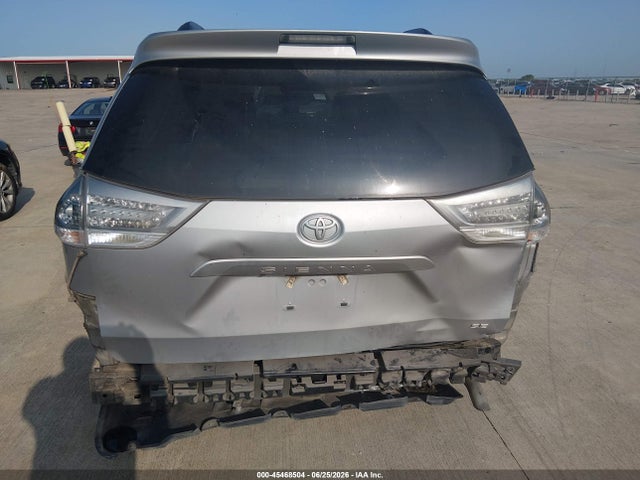 5TDXK3DC8GS714349 Toyota Sienna Se 8 Passenger