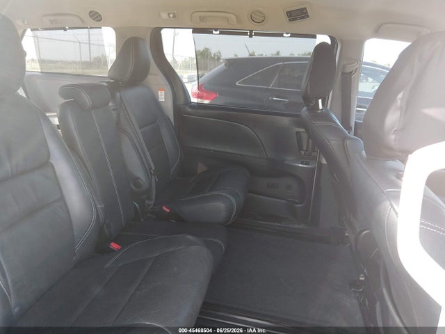 5TDXK3DC8GS714349 Toyota Sienna Se 8 Passenger