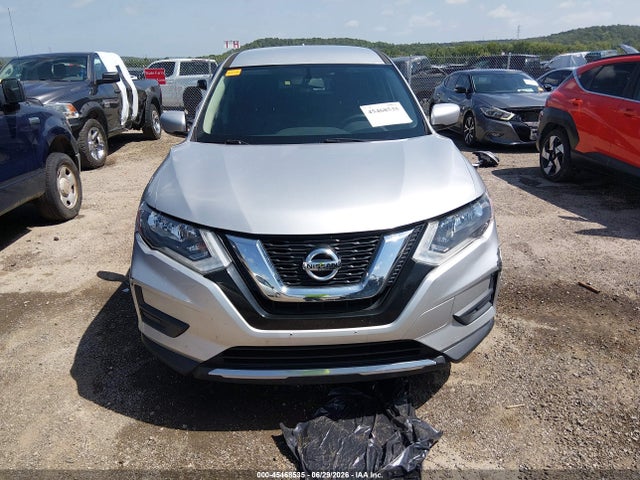 2017 Nissan Rogue S მანქანა იყიდება აუქციონზე, vin: JN8AT2MV3HW014887, აუქციონის ნომერი: 45468535
