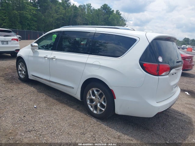 Auction sale of the 2017 Chrysler Pacifica Limited, vin: 2C4RC1GGXHR754385, lot number: 45468561