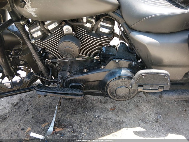 Harley-Davidson FLTRXS 2019 1HD1KTP18KB611785 Image 9