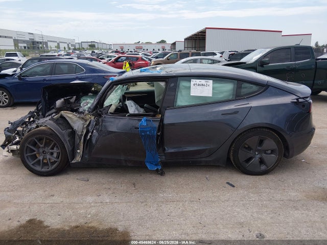 2021 Tesla Model 3 Long Range Dual Motor All-wheel Drive მანქანა იყიდება აუქციონზე, vin: 5YJ3E1EB7MF050884, აუქციონის ნომერი: 45468624
