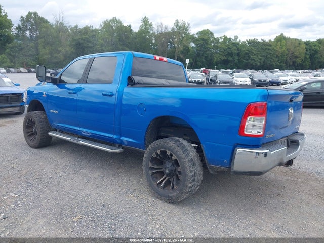 2020 Ram 2500 Big Horn  4x4 6'4 Box მანქანა იყიდება აუქციონზე, vin: 3C6UR5DL9LG117284, აუქციონის ნომერი: 45468647