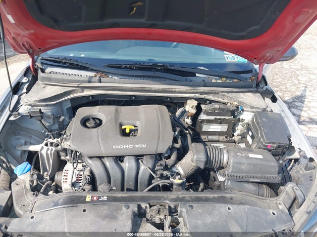 Hyundai Elantra Value Edition 2017 5NPD84LFXHH149970 Image 10