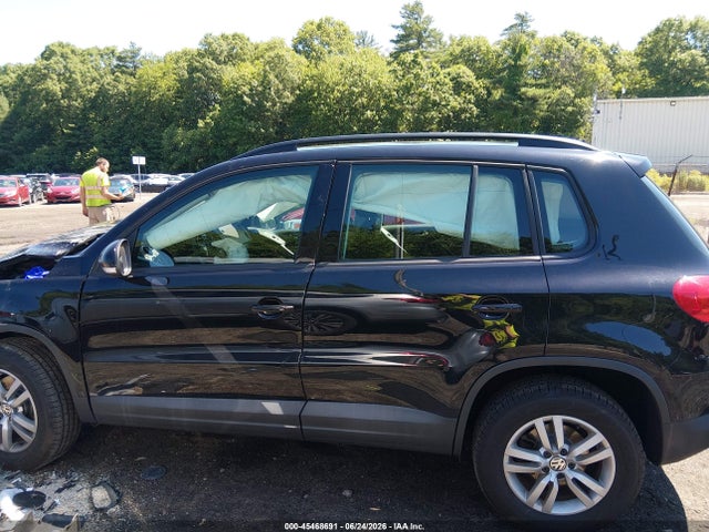 Продаж на аукціоні авто 2016 Volkswagen Tiguan S, vin: WVGBV7AX9GW529920, номер лоту: 45468691