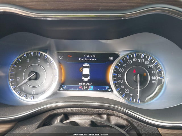 Продажа на аукционе авто 2015 Chrysler 200 C, vin: 1C3CCCEG1FN584291, номер лота: 45468703
