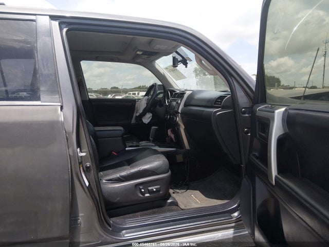 45468761 :رقم المزاد ، JTEZU5JR1C5041777 vin ، 2012 Toyota 4runner Limited مزاد بيع